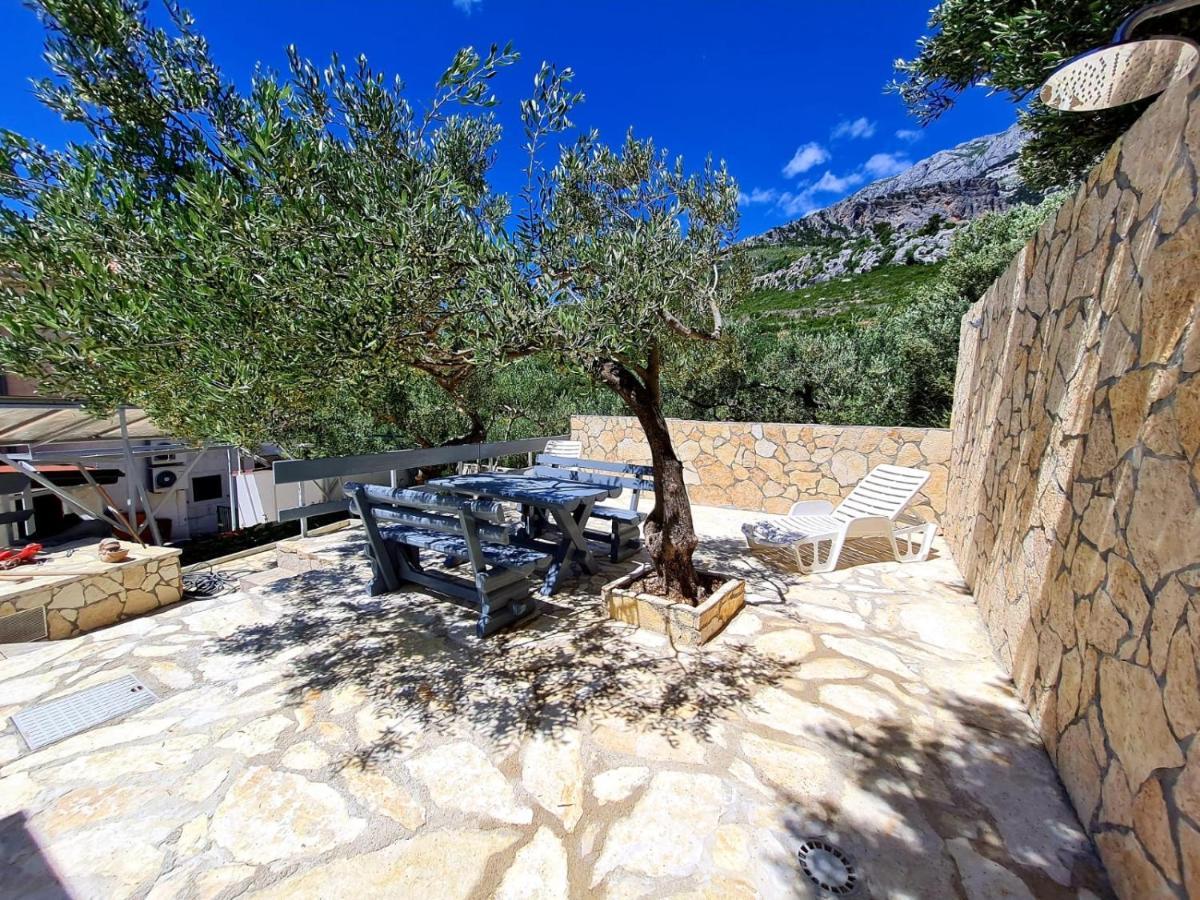Appartamento Maslina Mit Pool Und Garten Nahe Am