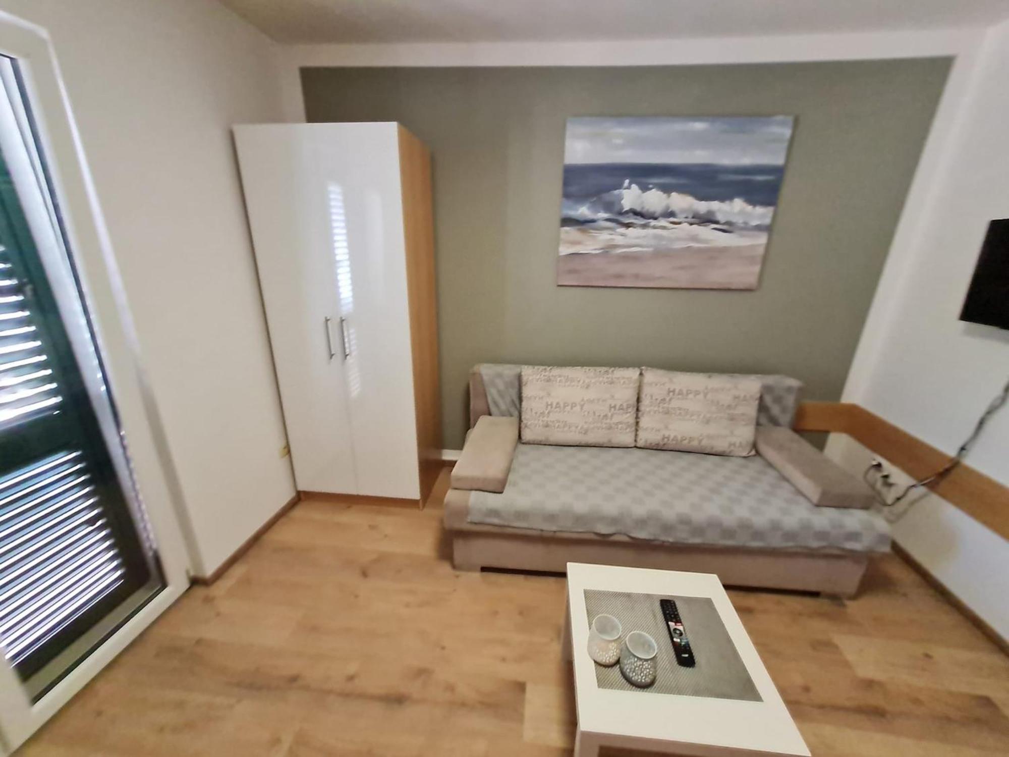 Apartment Maslina Mit Pool Und Garten Nahe Am Tucepi