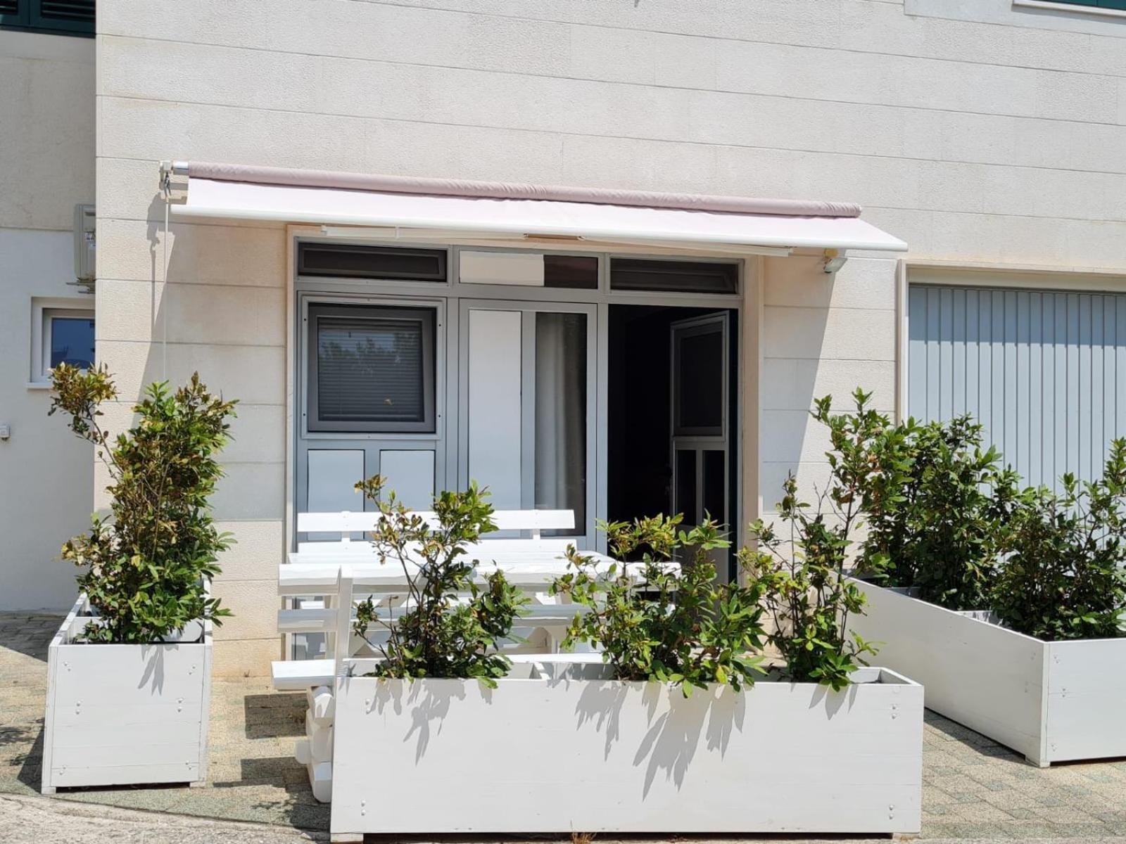Apartment Maslina Mit Pool Und Garten Nahe Am Tucepi
