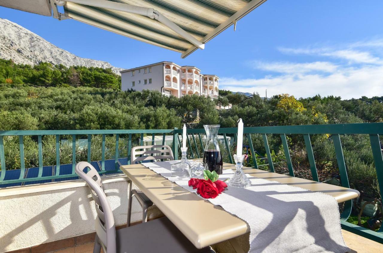 Maslina Mit Pool Und Garten Nahe Am * Tučepi